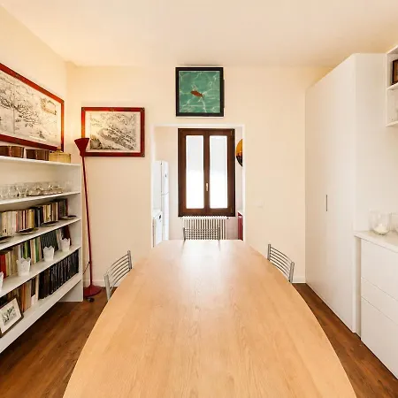 公寓 Spacious, Bright And Airy Flat At Accademia