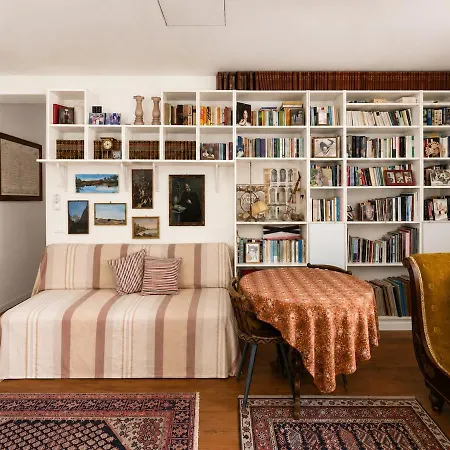 Appartement Spacious, Bright And Airy Flat At Accademia Venetië